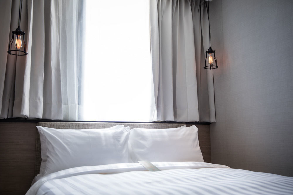 Changyu Hotel Тайнань Экстерьер фото